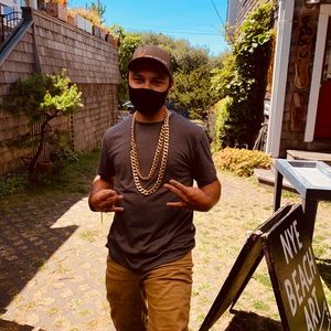 Meet your Posher, Andrew